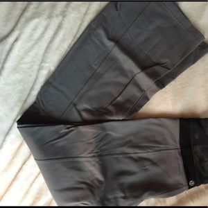 gray lululemon